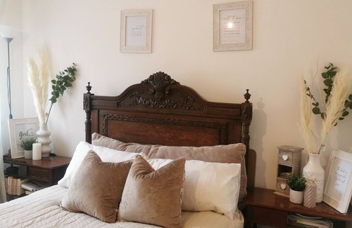 Spencers Wood Apartment | Modern Coach House