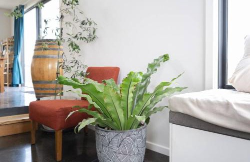 Kilcunda House | Modern Coastal Escape - Pet Friendly with Fireplace