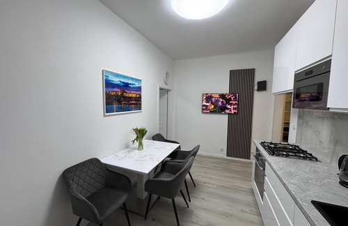 Prague 10 Apartment | Modern, comfortable apartment near the metro