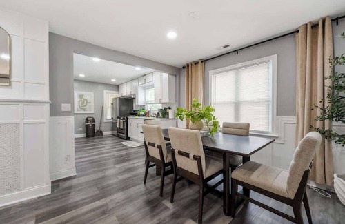 Homewood House | Modern Comfort in Homewood