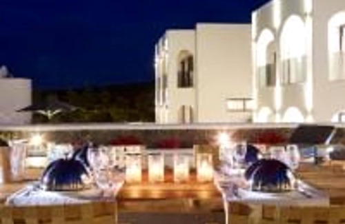 Exo Gialos Villa | Modern & Comfortable Santorini Villa | 3 Bedrooms | Villa Aqua | Private Pool &.