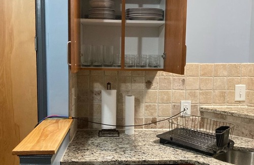 West End Condo | Modern condo downtown gym/pool/free parking