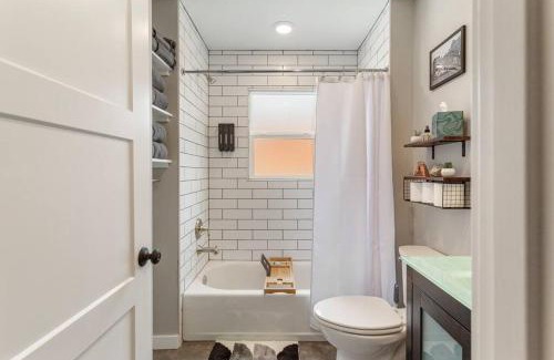 Butte Apartment | Modern condo in the heart of uptown Butte - Unit B