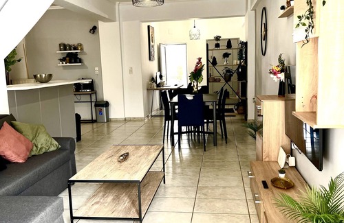 Aigio Condo | Modern condo with garage near the square and beach