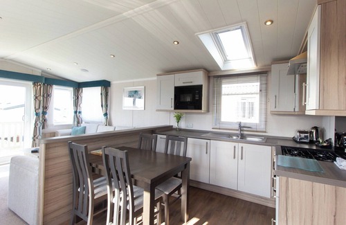 Lendalfoot House | Modern, contemporary holiday home facing the sea.