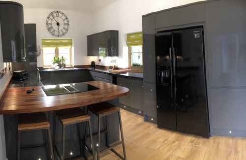 Haverfordwest Cabin | Modern Converted Stables in the heart of Pembrokeshire
