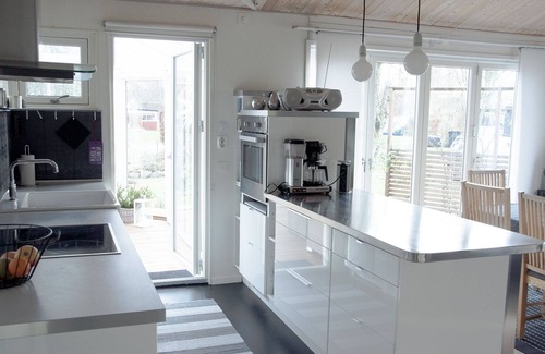 Mollebjorke Cottage | Modern cottage near Norje sea bath in scenic area
