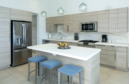 Estate Emmaus Villa | Modern eco-luxury villa with epic views