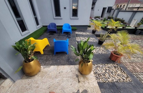 Oba Ile Apartment | Modern Elegance meet urbannLuxury Apartment nComfort:Your Ideal Apartment Awaits