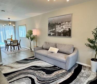 Charlotte House | Modern Entire 2-Bedroom House for 6 Guests at University City