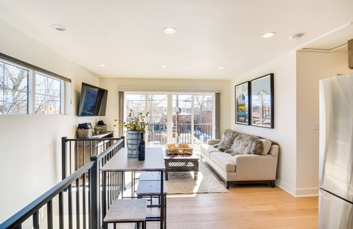 Erie House | Modern Erie Home - Walk to Downtown!
