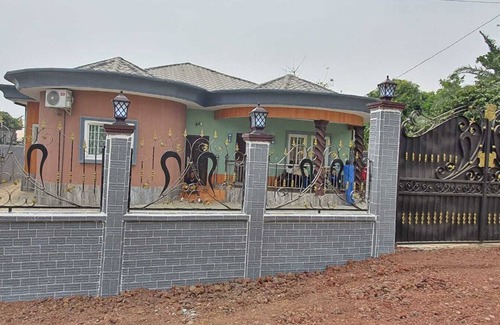 Limbe House | Modern fantastic 7* 4bedroom bungalow limbe cameroon
