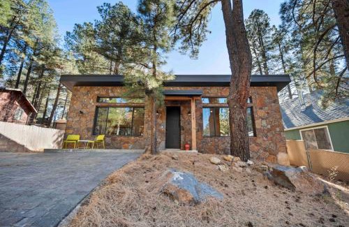 Mountainaire House | Modern Flagstaff Wood Cabin Home Forest Views