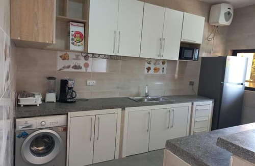 Oyibi Apartment | Modern, fully equipped 1-bed Apt