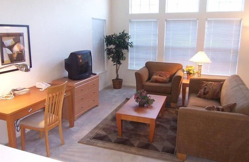 Lawrenceville Apartment | Modern Furnished Two Bedroom Apartment at Lawrence Station New Jersey