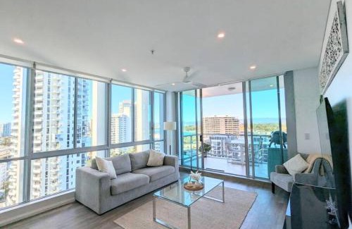 Southport Apartment | Modern Gold Coast Apartment with great Amenities