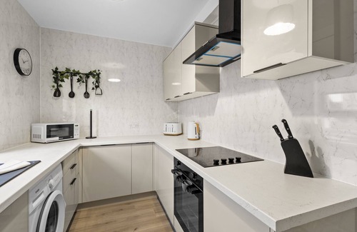 Johnstone House | Modern Home in Johnstone, Renfrewshire