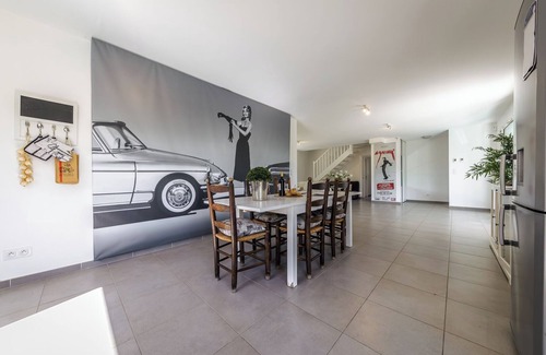 Pujols House | Modern home in the South of France with its own private swimming pool