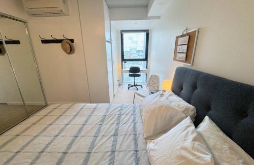 Bowen Hills Apartment | Modern Homely 2BR APT w Parking Bowen Hills