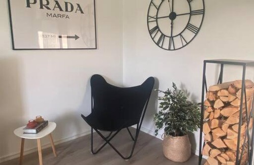 Mariehamn House | Modern lägenhet med villakänsla i södra Mariehamn!