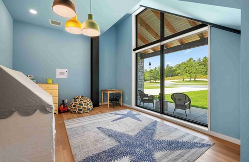 Northport House | Modern Lakefront Estate/Hot Tub Gym