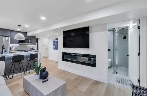 Lehi Apartment | Modern LuxeDen with Private Hot Tub and Fenced Yard