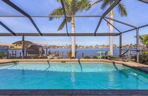 Eight Lakes House | Modern, Luxurious, Waterfront home with Heated Pool - Villa Dock Holiday - Roelens Vacations