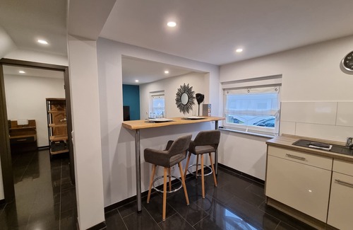 Stammheim Apartment | Modern luxury apartment in Cologne with parking space