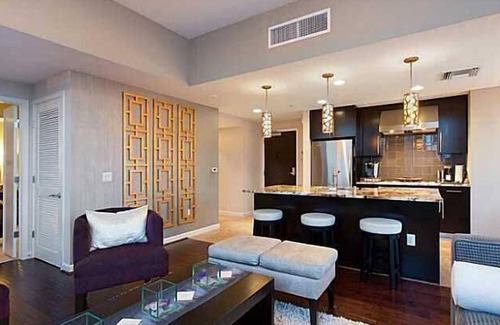 Downtown San Diego Condo | Modern Luxury Executive Condo In The Most Prestigious Tower In Little Italy!