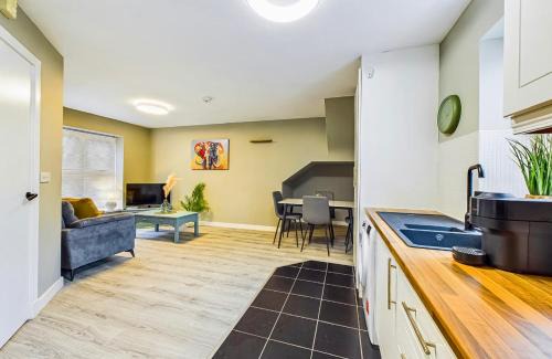 Waterford Apartment | Modern Luxury Living in Waterford City Center