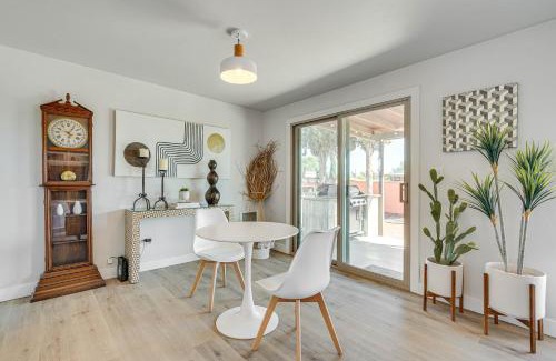 Tucson House | Modern Midcentury Tucson Retreat Patio and Hot Tub