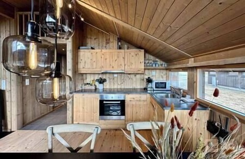 Ringsaker House | Modern mountain cabin – Ski-in/out, 2 Bathrooms