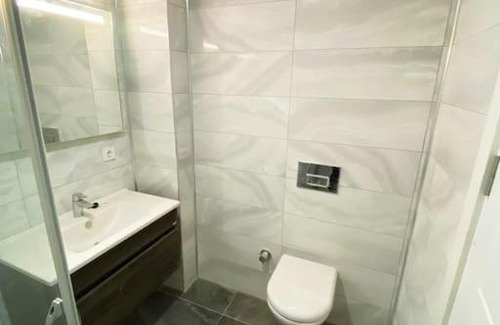 Serdivan Apartment | Modern New furniture Apartment -Istanbul Highway