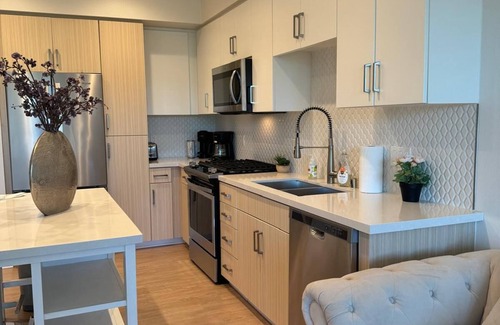 Airport Area Apartment | Modern One-Bedroom Retreat Near the Beach Quiet Comfortable by Irvine Spectrum