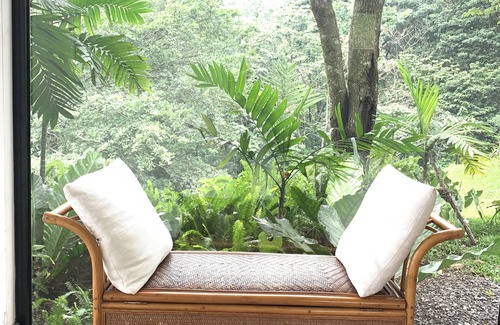 Alotenango House | Modern paradise at the golf resort