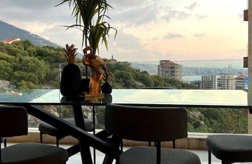 Chnaneir House | Modern Prestigious 24-hour Electricity 5 min from the Beach!