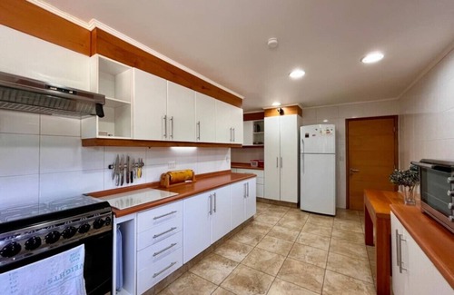 Panguipulli House | Modern Rustic House Playa El Monje | Laundry Wifi