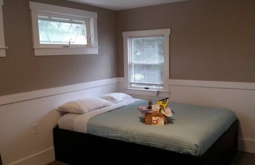 Linwood Apartment | Modern Space in Desirable Linwood