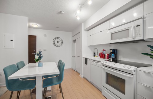 CityPlace Condo | Modern & Spacious Condo in Downtown+1 Free Parking