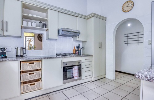 The Reeds House | Modern Spanish House-3br-pool-solar-samrand