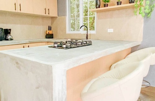 El Valle de Anton Apartment | Modern Studio for 4 Guests Valle de Antón A1
