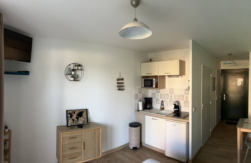 Equemauville Apartment | modern studio with pool near Honfleur