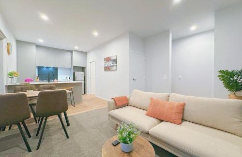 Lower Hutt Villa | Modern & Stylish 3 Bedroom at lowerhutt