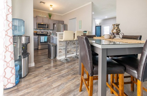 Stonegate Crossing II House | Modern TownHome- Chandler/Gilbert