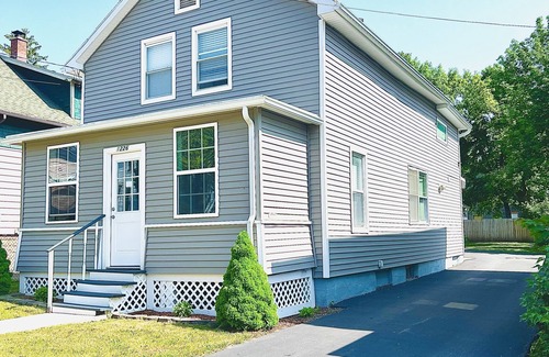 Utica House | Modern two story home
