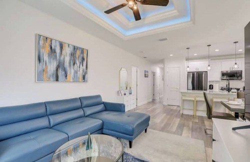 Rotonda Heights Apartment | Modern Vacation House