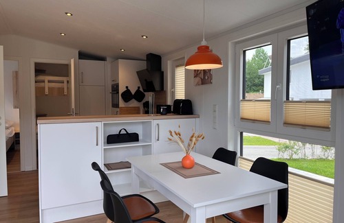 Gronenberg House | Modern vacation home "Sturmfrei" m Ostseecamp - ideal for family vacations