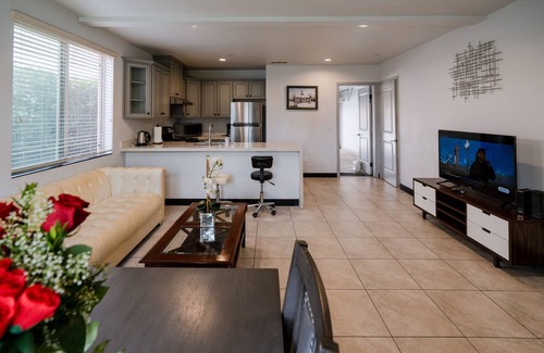 Alhambra Condo | Modern villa: 2B3B in downtown of Alhambra, walk to Target and Costco