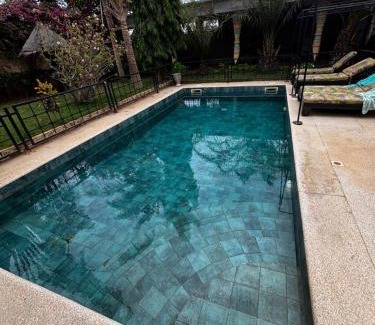 Ngaring Villa | Modern villa with pool views