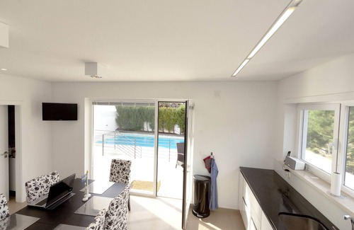 Nadadouro Villa | Modern Villa with Swiming pool, pool table and Cinema.